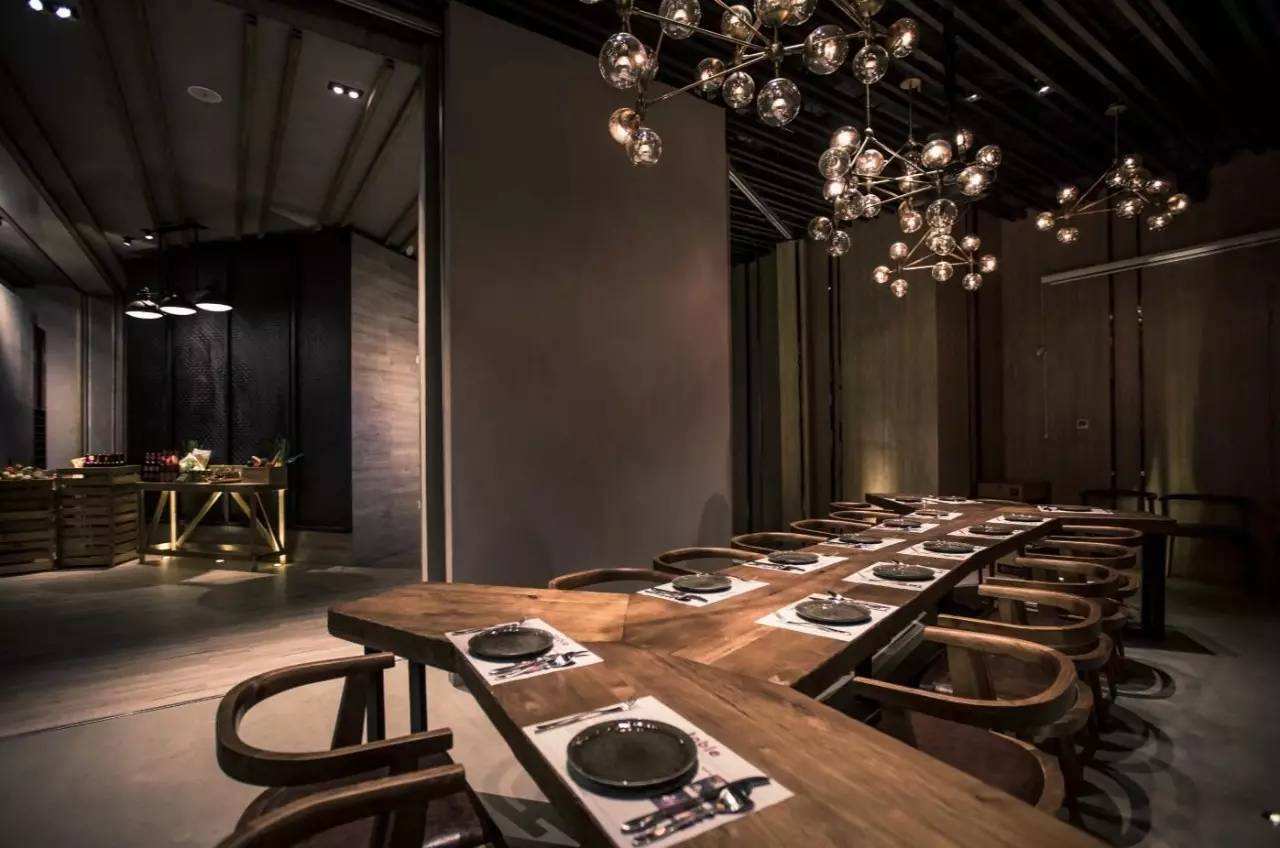 烤鱼深圳餐饮空间设计不仅要设计得好，更要能实现有效落地！